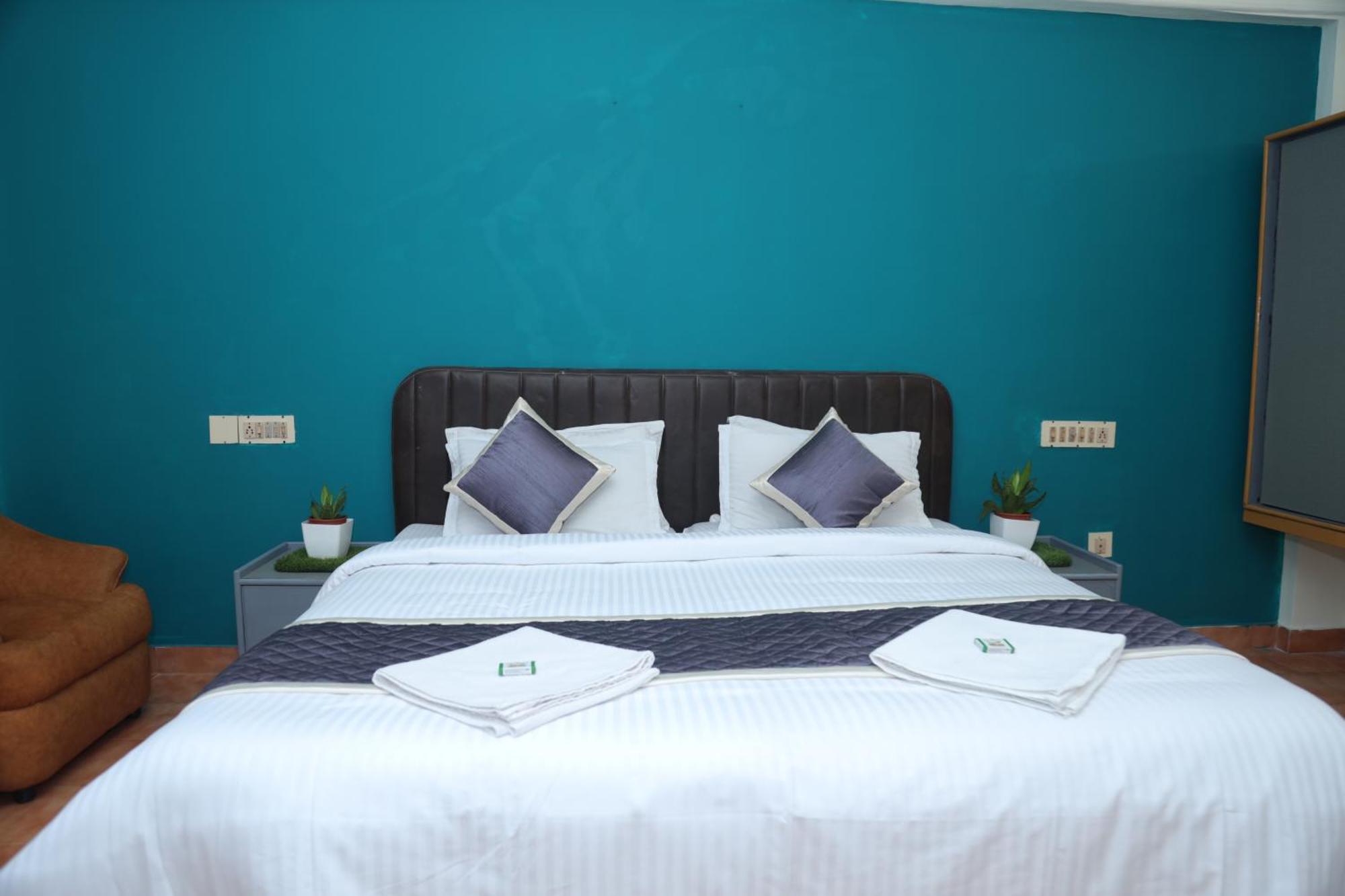 Grand Harmony Beach Resort Kovalam Esterno foto