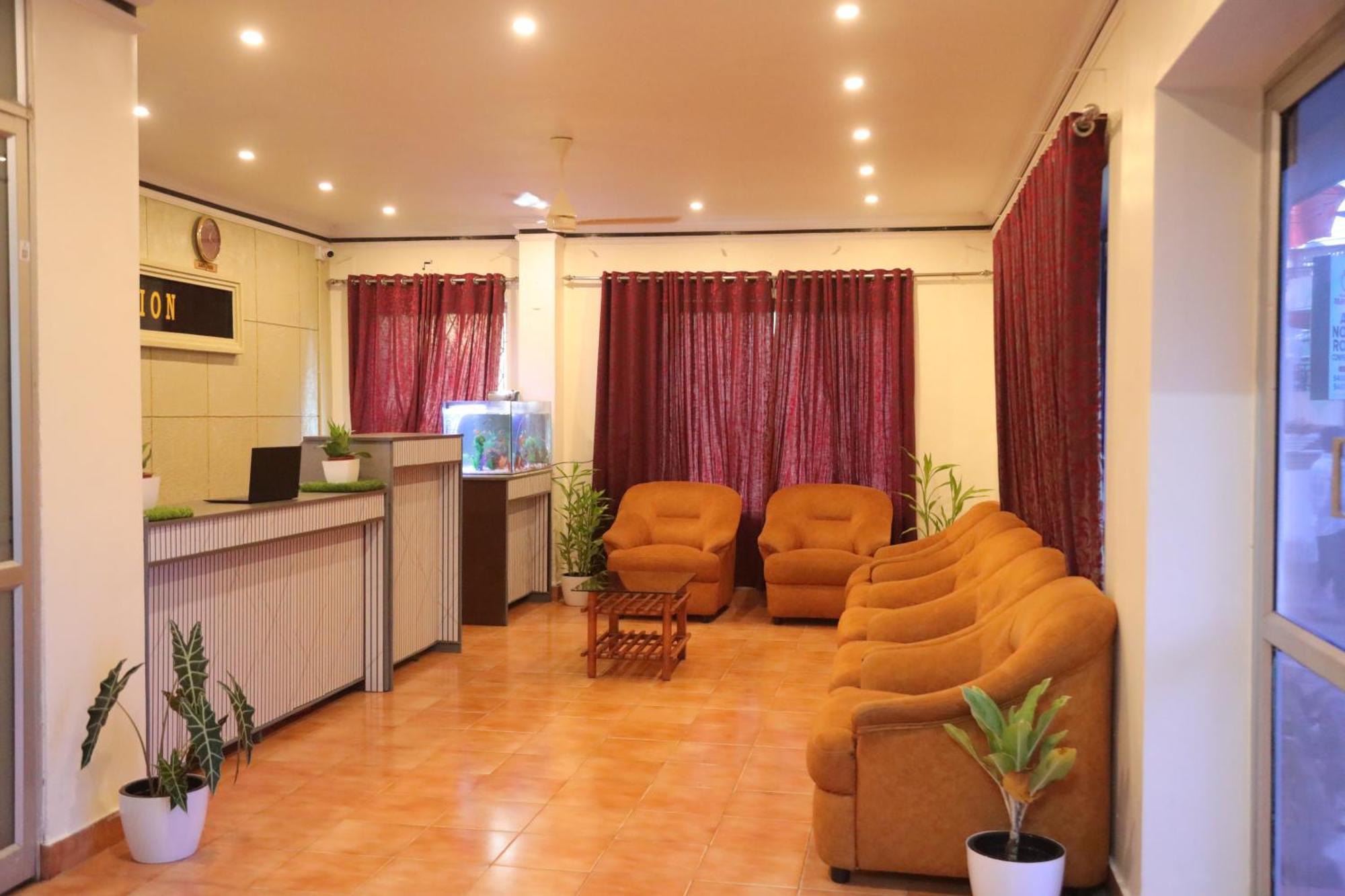 Grand Harmony Beach Resort Kovalam Esterno foto