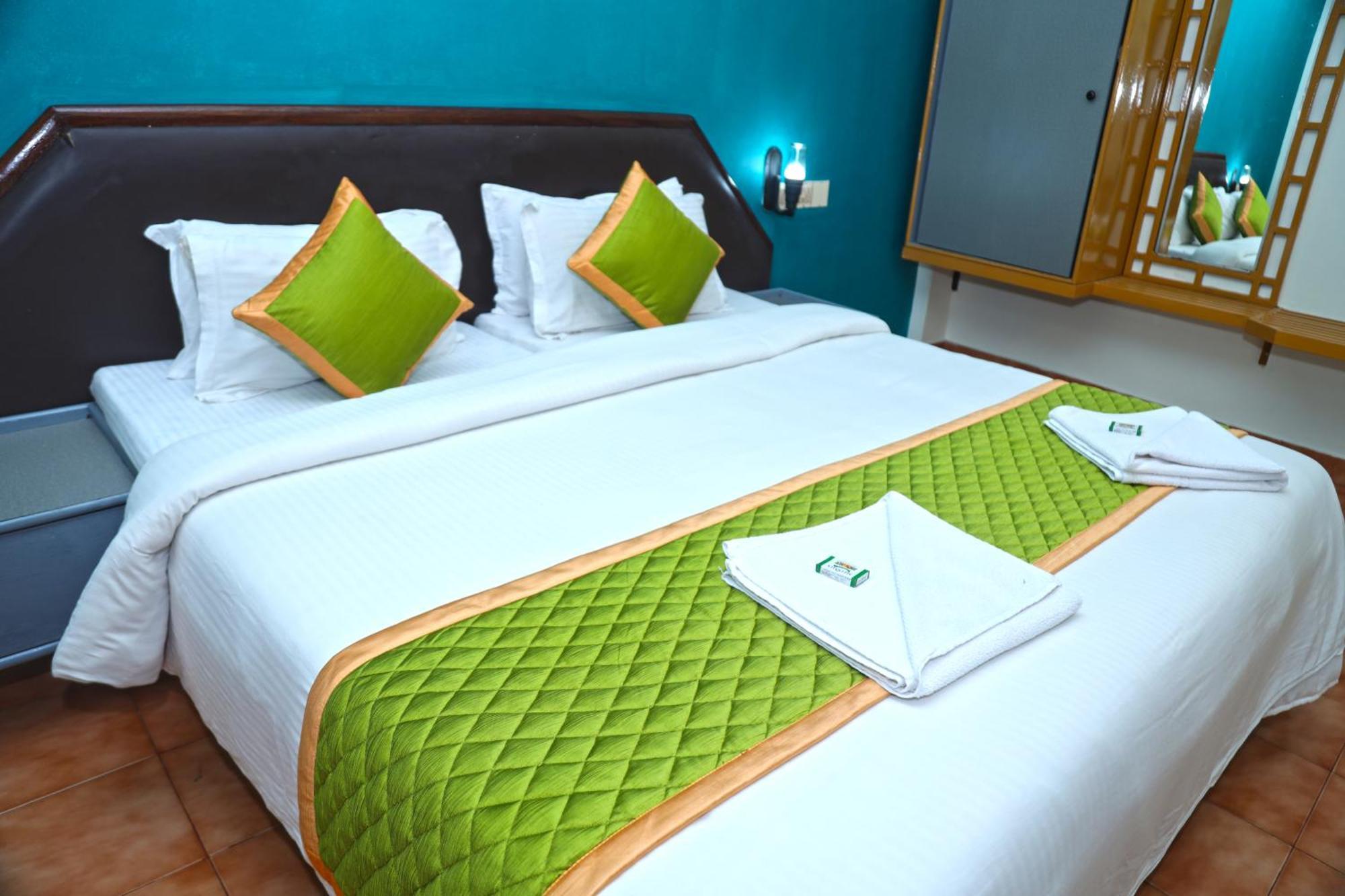 Grand Harmony Beach Resort Kovalam Esterno foto