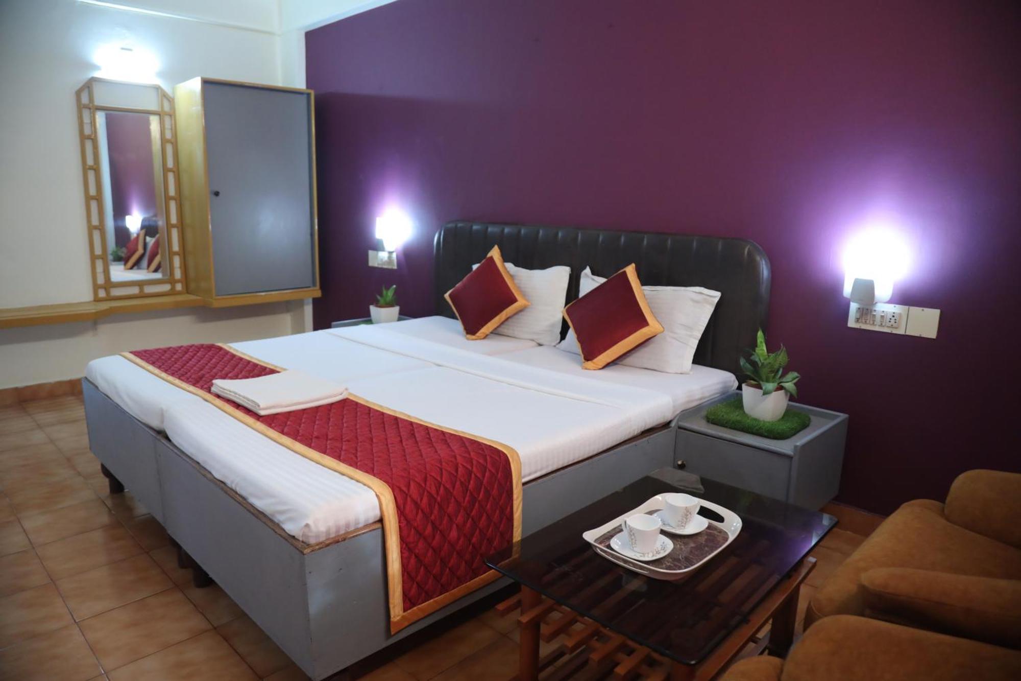 Grand Harmony Beach Resort Kovalam Esterno foto